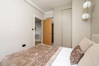 SIAC Sussex Gardens Hyde Park - 5