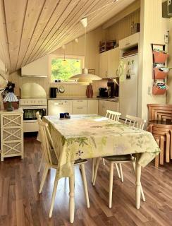 Family Cabin By The Calm Waters Of Limfjord - 3