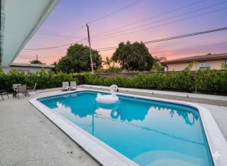 Tropical Villa Pool, Garden, Near Las Olas - 8