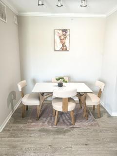 Charming 2BR 2BA Oasis in Magnolia - 5