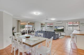 Perfect Family Retreat in Middle Ridge! - 9