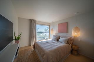 Cantilever Seaview Pavilion - 3