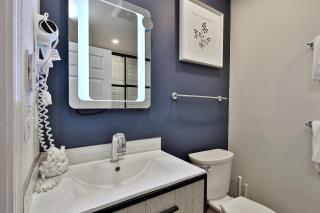 Killington Center Renovated Studio with Kitchenette on Bus Route and Discounted Ski Rentals - 6