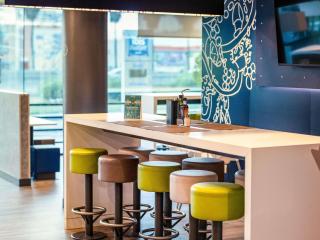 Ibis Budget Málaga Aeropuerto Avenida de Velazquez - Málaga - 1