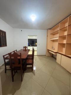 Casa Amarela, 3 Qtos, 12 camas, Acesso rápido às praias - 1