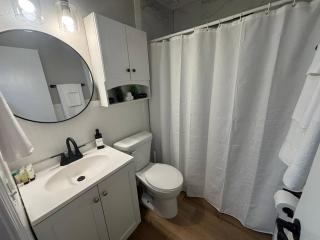 Modern Comfort Near Downtown Manhattan - Apartment - 1