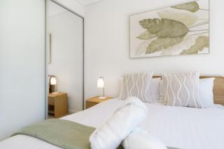 Luxury Newly Furnished 2BR Apartment in Barton - Hosted by Canstay - 5