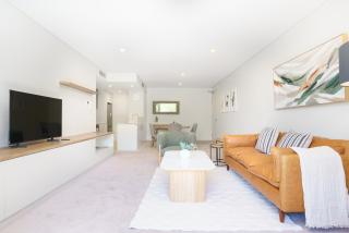 Luxury Newly Furnished 2BR Apartment in Barton - Hosted by Canstay - 8