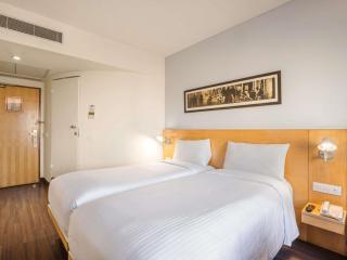 ibis Gurgaon Golf Course Road - An Accor Brand - 1