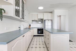 Regency Court - Unit 15 - Beachfront Unit - 5