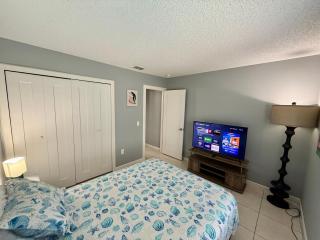 Grand Fabulous Pines 3BR Pool Home near Disney - 4