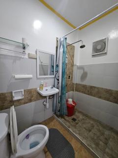 L & M Hearthstones Lodge - 5