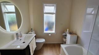 Turangi Getaway - self-contained room, dogs allowed - 3