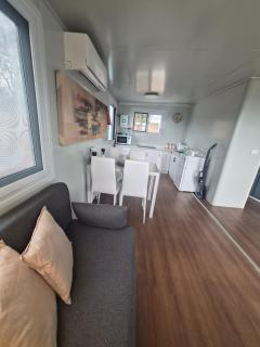 Country Cottage of Yesteryear - 1