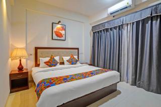 FabHotel Charvi Reemz - 8