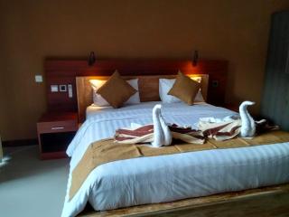 C'man Guest House - 7