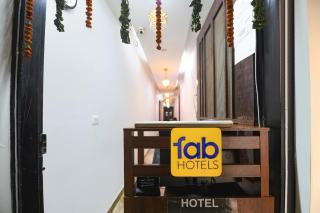 FabHotel Red Apple - 9