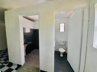 Tonga Airport Cottage - Private Twin Room - 5