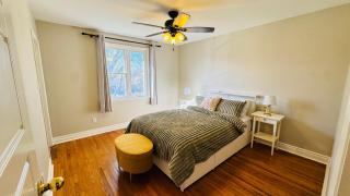 Stunning 4-Bedroom in Oakville - Prime location - 4