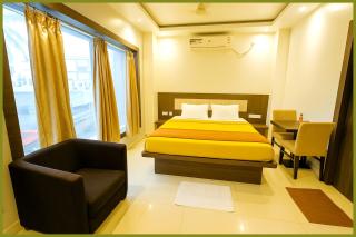 Jagannath Temple Hometoun Palace Resort - Fully Air Hotel - 0