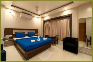 Jagannath Temple Hometoun Palace Resort - Fully Air Hotel - 1