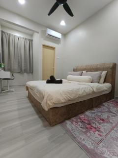 De Suria Homestay Jitra- 3BR with 4 Aircons - 6