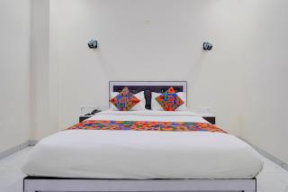 FabHotel Kalawati Palace - 1