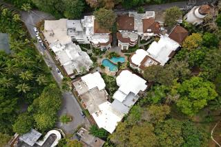 3 BR Seaview Apt with pool access ADMC 100-2 - 4