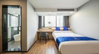 Super 8 Hotel Xiamen Railway Station - 1