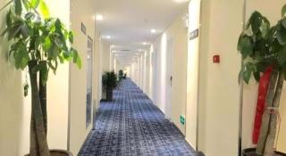 7 Days Inn Yingshang Lanxing Building Materials Market - 5