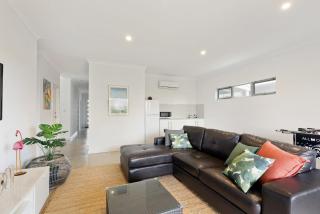 5 Chiton Ct - Luxury Near the Beach - No Linen Included - 3