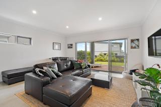 5 Chiton Ct - Luxury Near the Beach - No Linen Included - 2