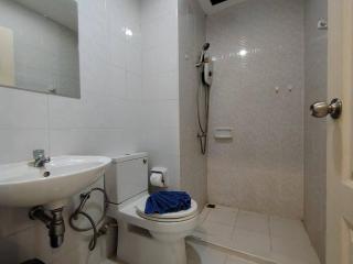 Modern 1-Bedroom Condo near Boat Avenue Bangtao - 6