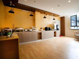 GreenTree Inn Linhai Jiangnan Avenue Express - 4