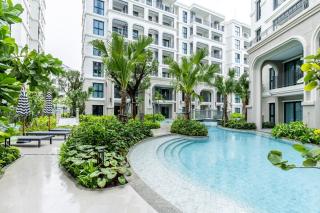 Beachside 1BR with Cozy Workspace Title Legendary - 9