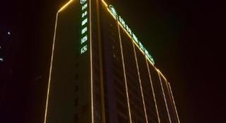 Green Tree Inn Fuyang Funan County Tianzhu Square - 4