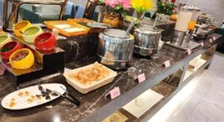 Green Tree Inn Express Fuzhou Three Lanes and Seven Alleys Nanmendou Metro Station - 1