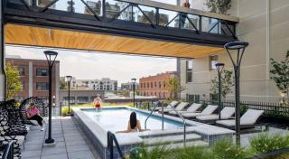 Ultra-Luxury Condo in the Middle of Downtown - 4