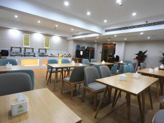 GreenTree Inn Luoyang Railway Station Wangfujing Wangcheng Park - 3