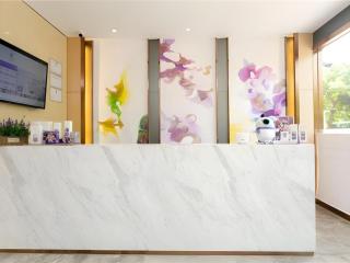 Lavande Hotel Shenzhen Jingtian Metro Station - 8