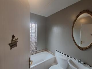 8 Sleeper 4 Bedroom Beach Villa - 1