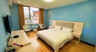 Borrman Hotel Lipu Central Plaza - 2