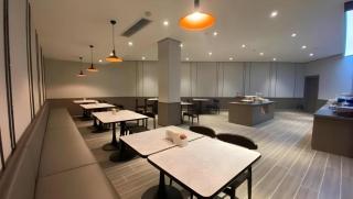 Bo Yu Shennan No. 68 Apartment (Shenzhen Luohu Dongmen Branch) - 9