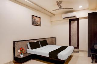 Hotel O Vatva Railway Station Formerly Anmol Palace - 9