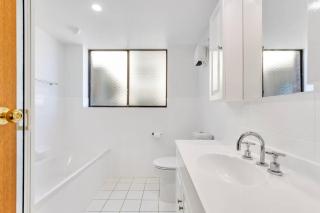 Middleton - Absolute Beachfront - Wi-Fi and Linen Included - 6