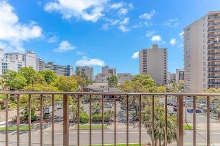 New | Modern 1 Bedroom Retreat | Pool | Balcony | Recently Remodeled - 0