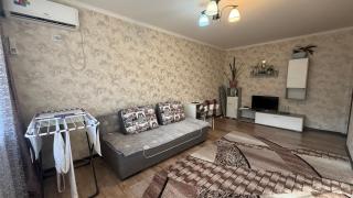 Двухкомнатная в спальном районе - 6