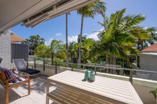 Superbly Situated Noosa Heads - 9