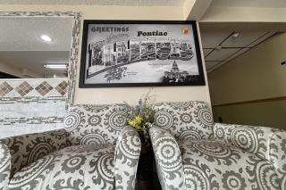 Super 8 by Wyndham Pontiac - 8