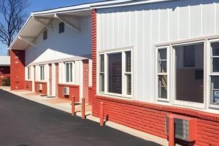 Travelodge by Wyndham Bay Shore Long Island - 5